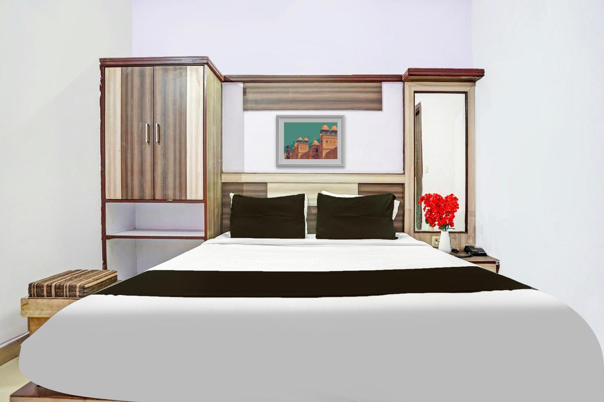 Hotel Golden Bard 2*