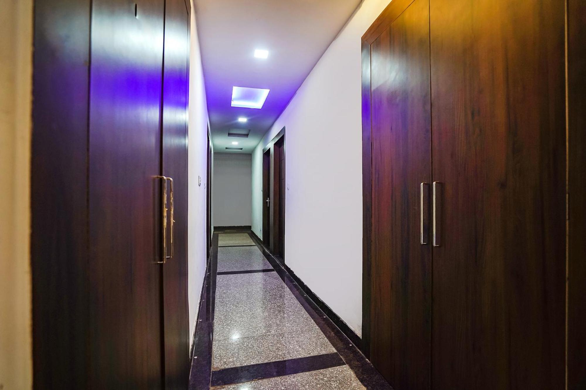 Hotel Fabhotel Vishal Palace