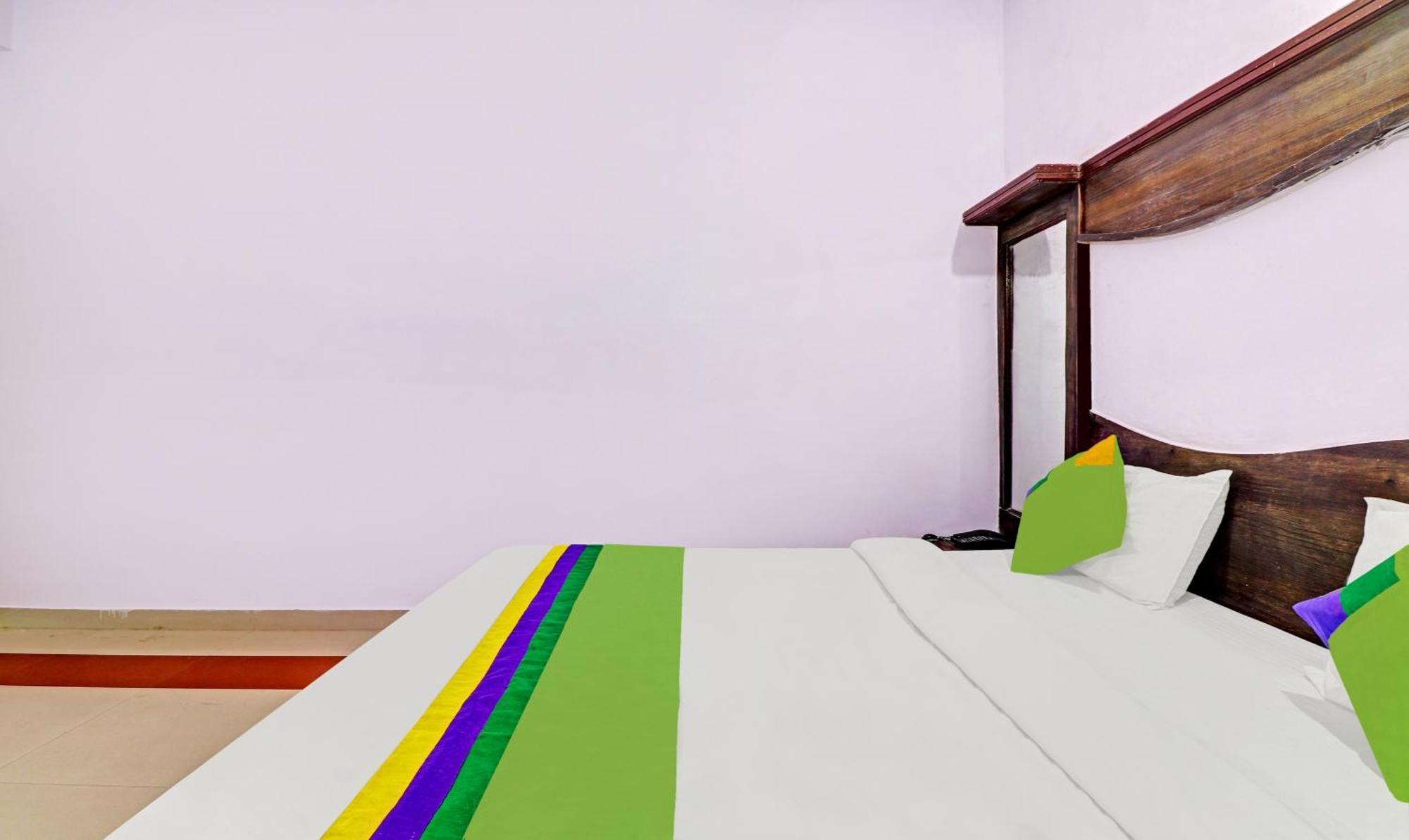 Golden Era Hotel 3*