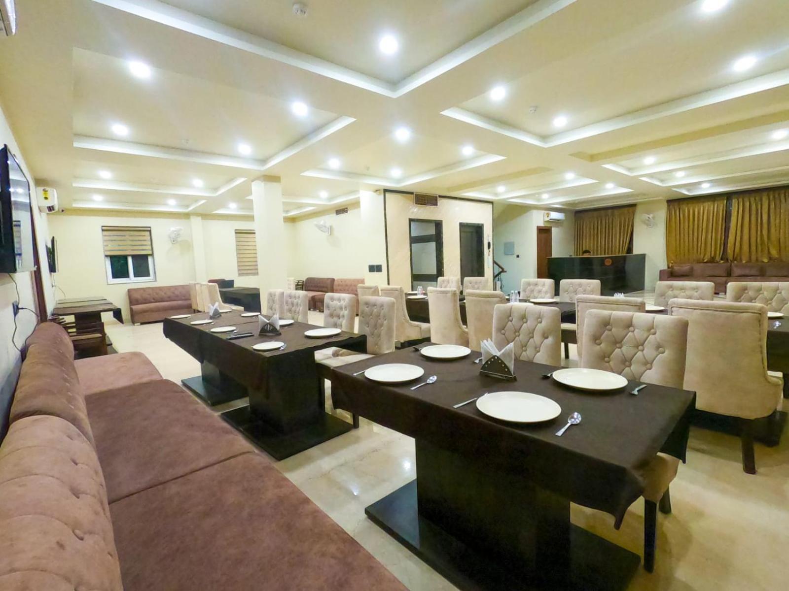 The Taj Vista Agra- Walking Distance To Taj Mahal Agra (Uttar Pradesh)