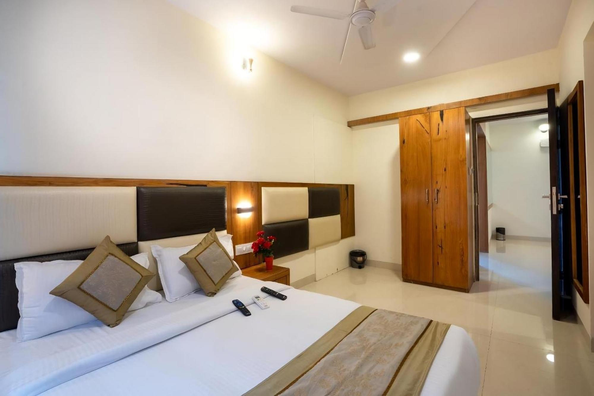 Lime Tree Hotel Agra (Uttar Pradesh)