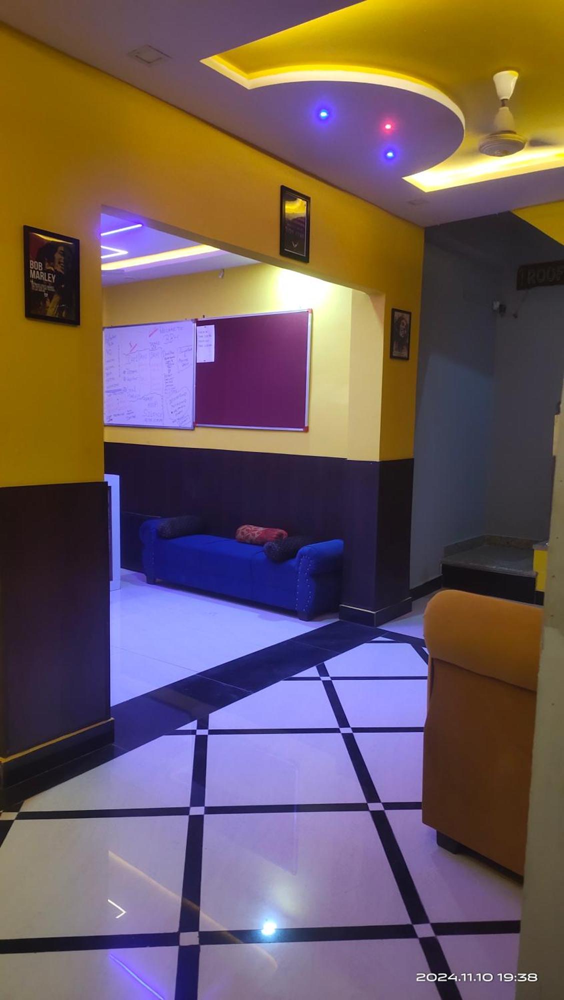 Big Brother Hostel *