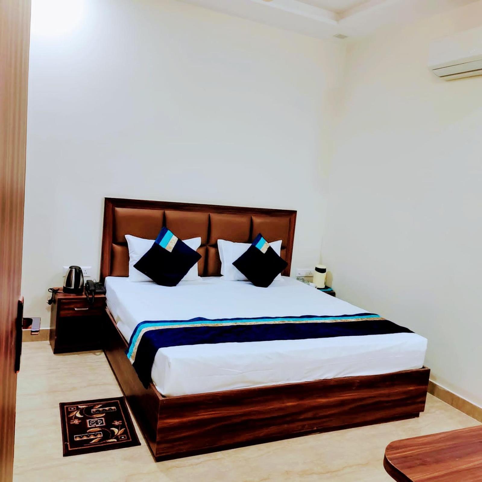 Vishu Premium Guest house Agra (Uttar Pradesh)