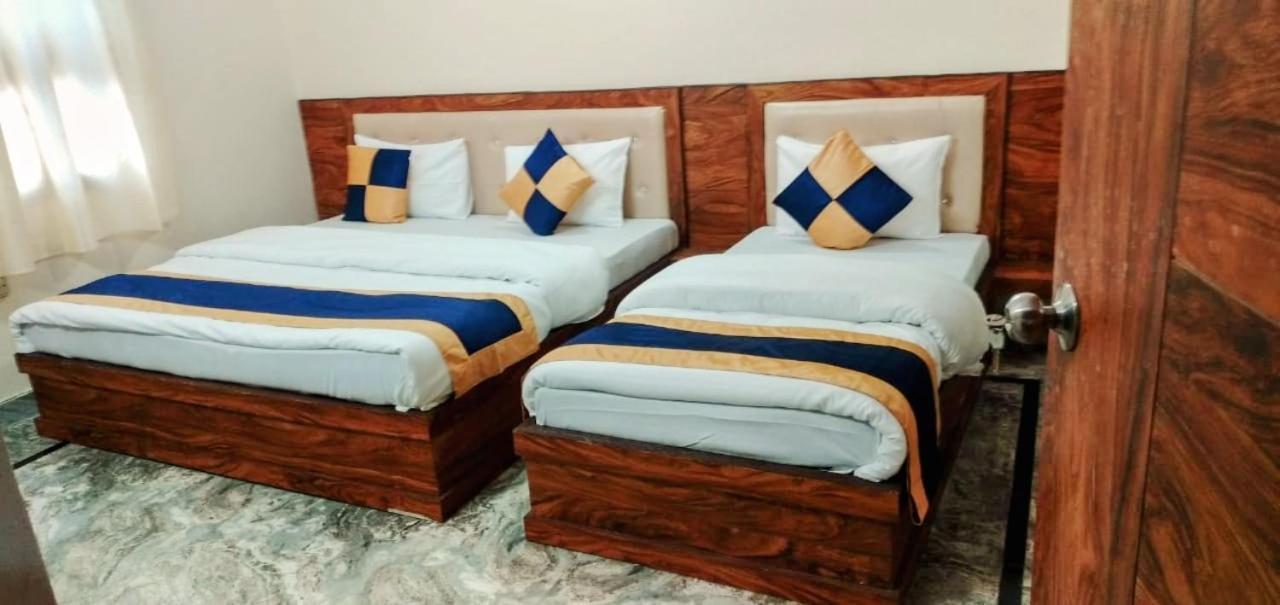 Vishu Premium Guest house Agra (Uttar Pradesh)