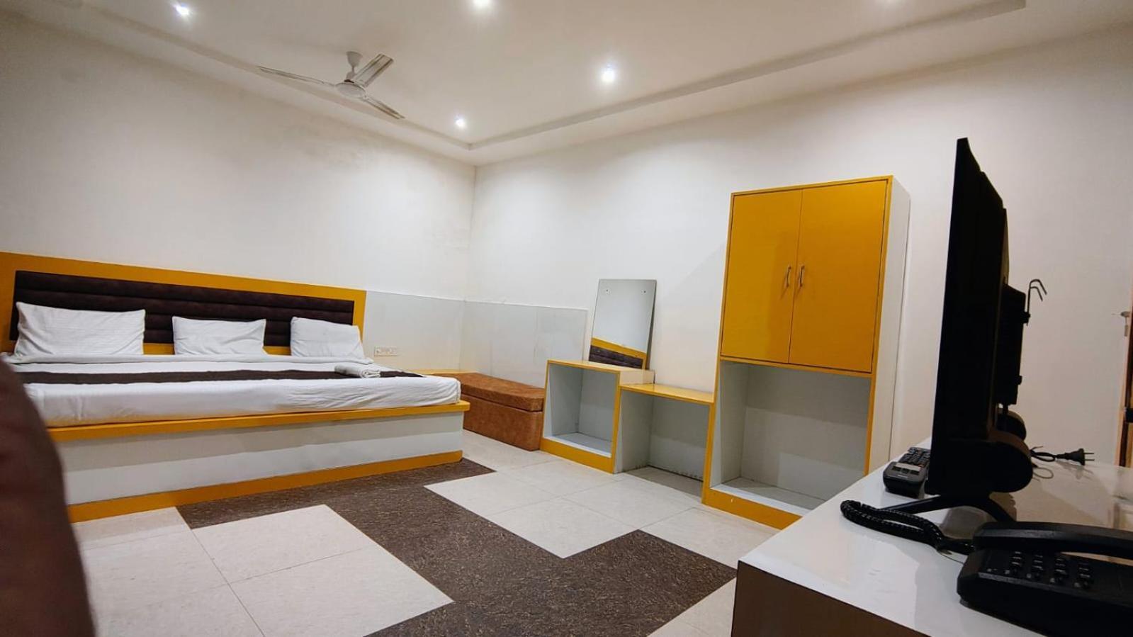 New Manya H S Homestay Agra (Uttar Pradesh)