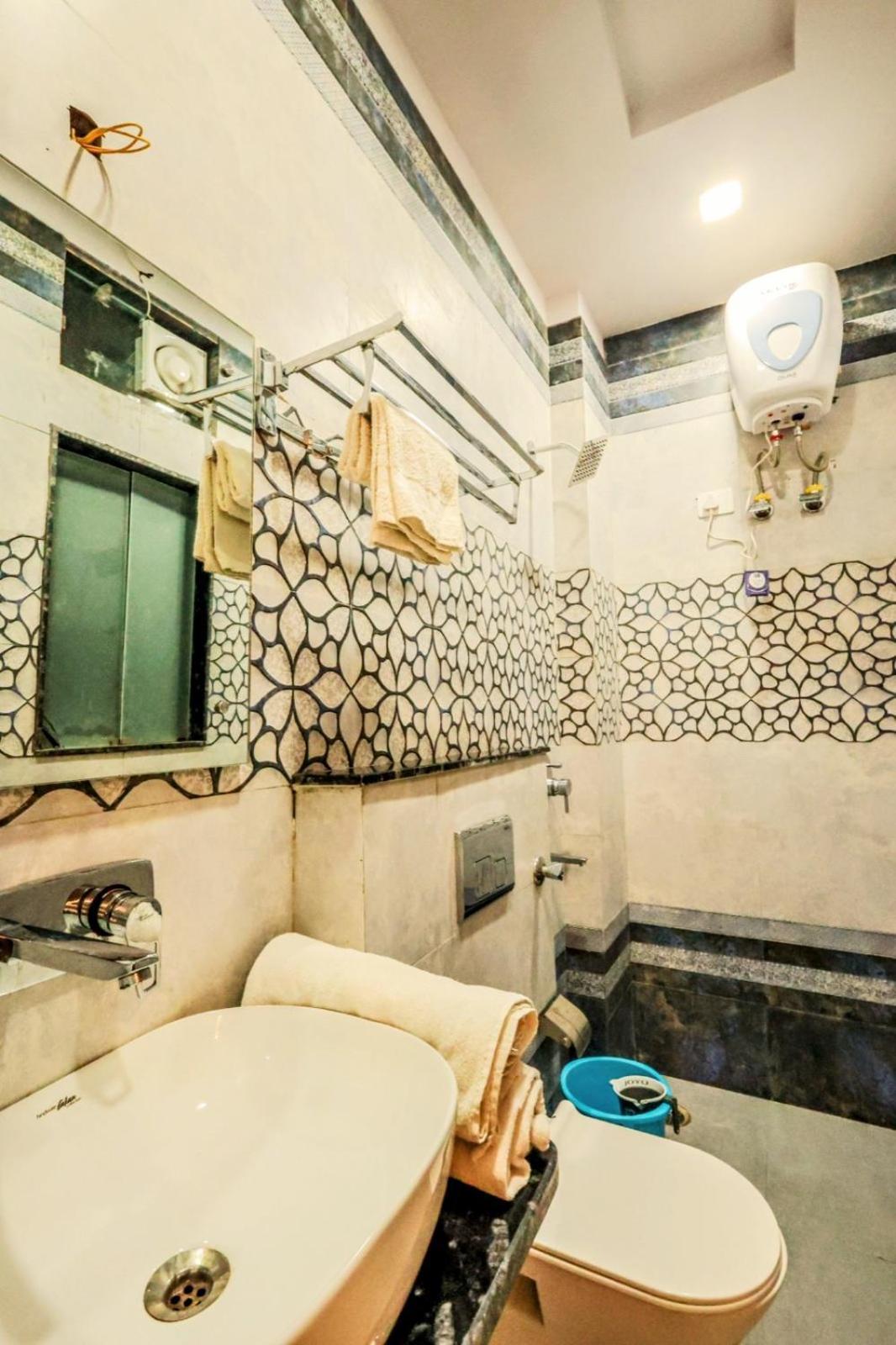Orange Town Guest house *
