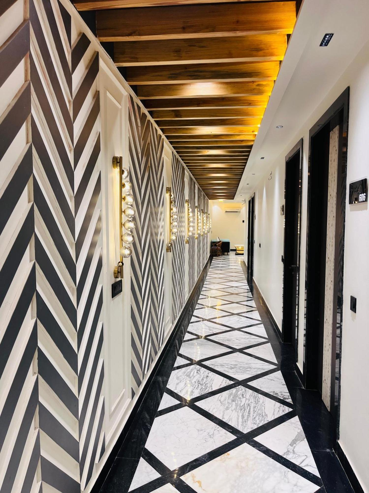 Hotel Taj Ronak Luxury - Agra 4*
