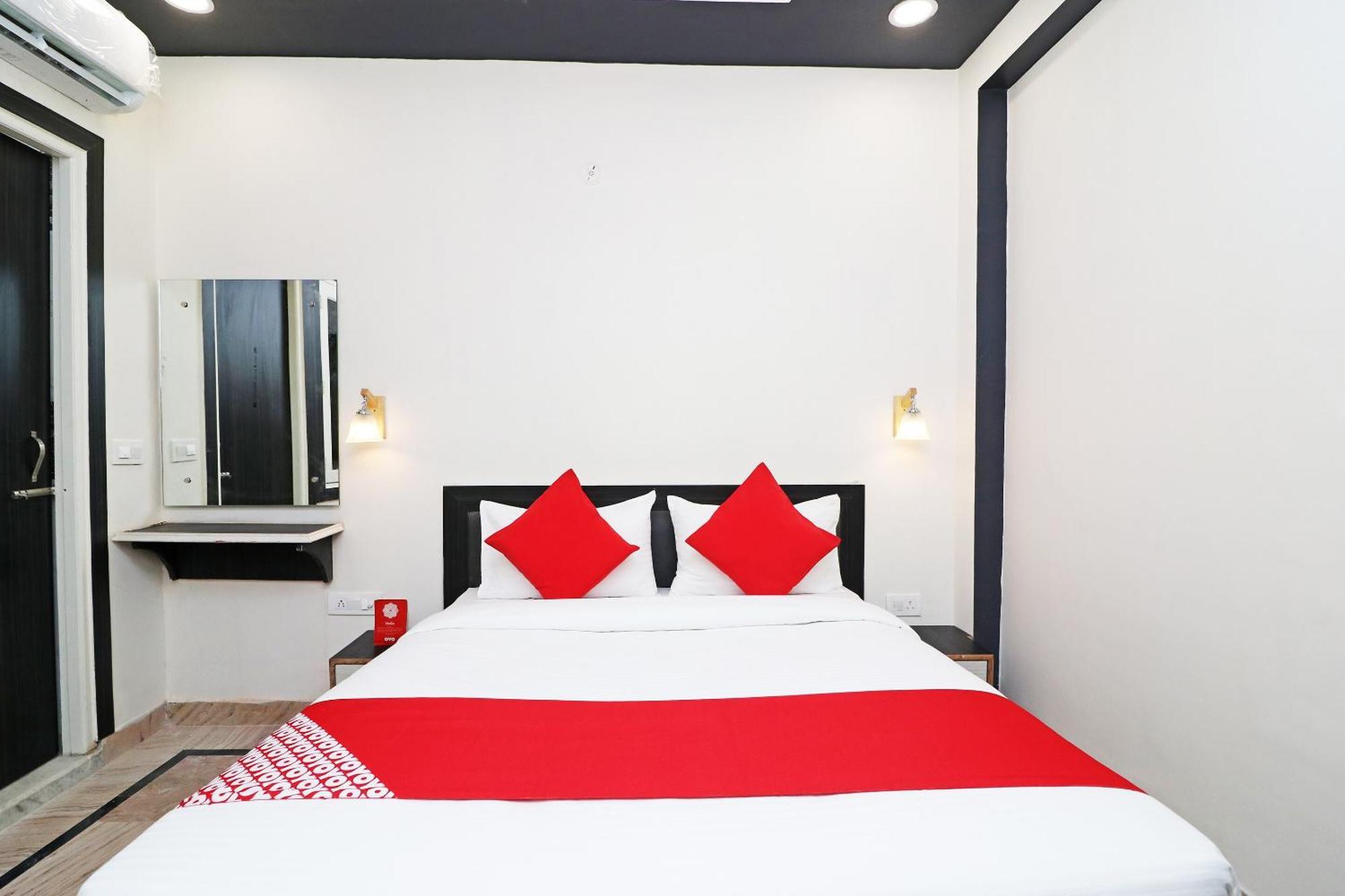 O Town House Hotel