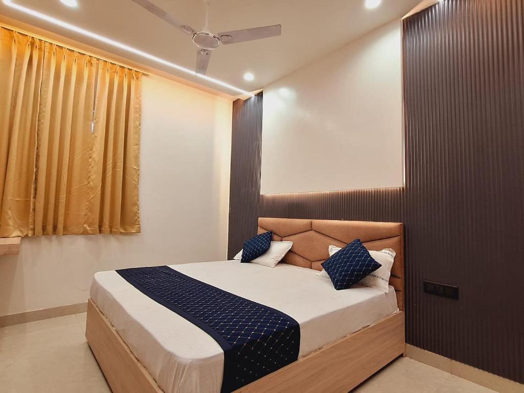 Hotel Metro Agra 4*