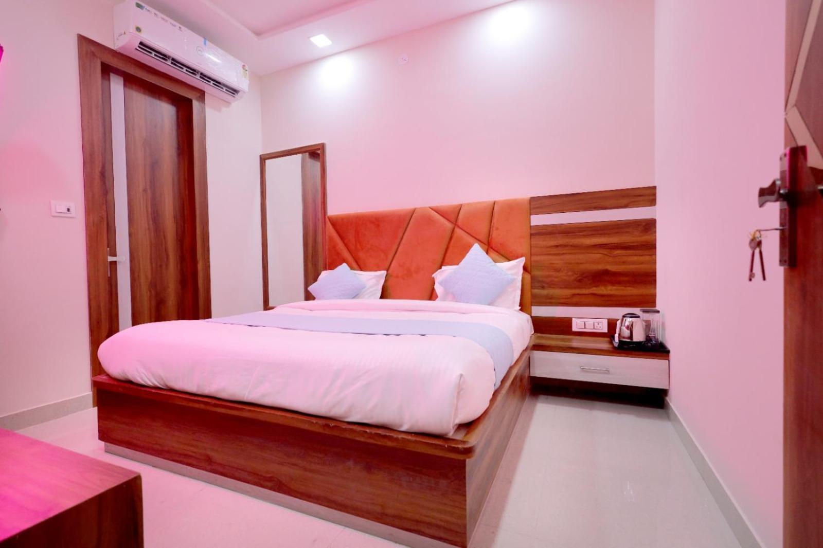 Hotel Hotel Smr Palace - Rooftop View Taj Mahal Agra (Uttar Pradesh)