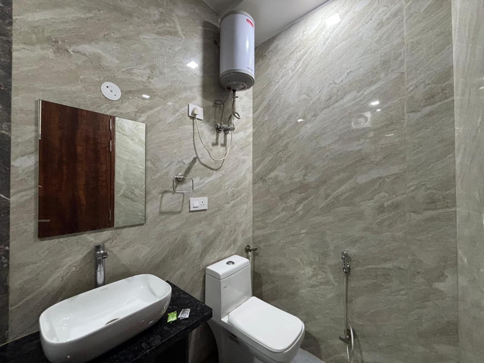 Hotel Ganga Palace - Dasaprakash Restuarant 4*