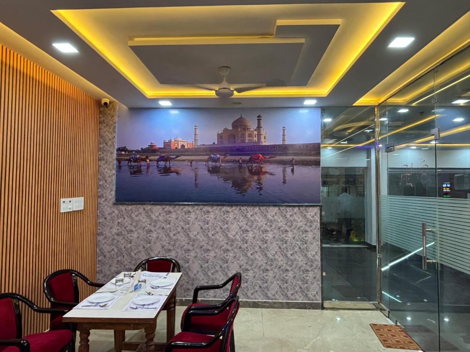 Hotel Ganga Palace - Dasaprakash Restuarant Agra (Uttar Pradesh)