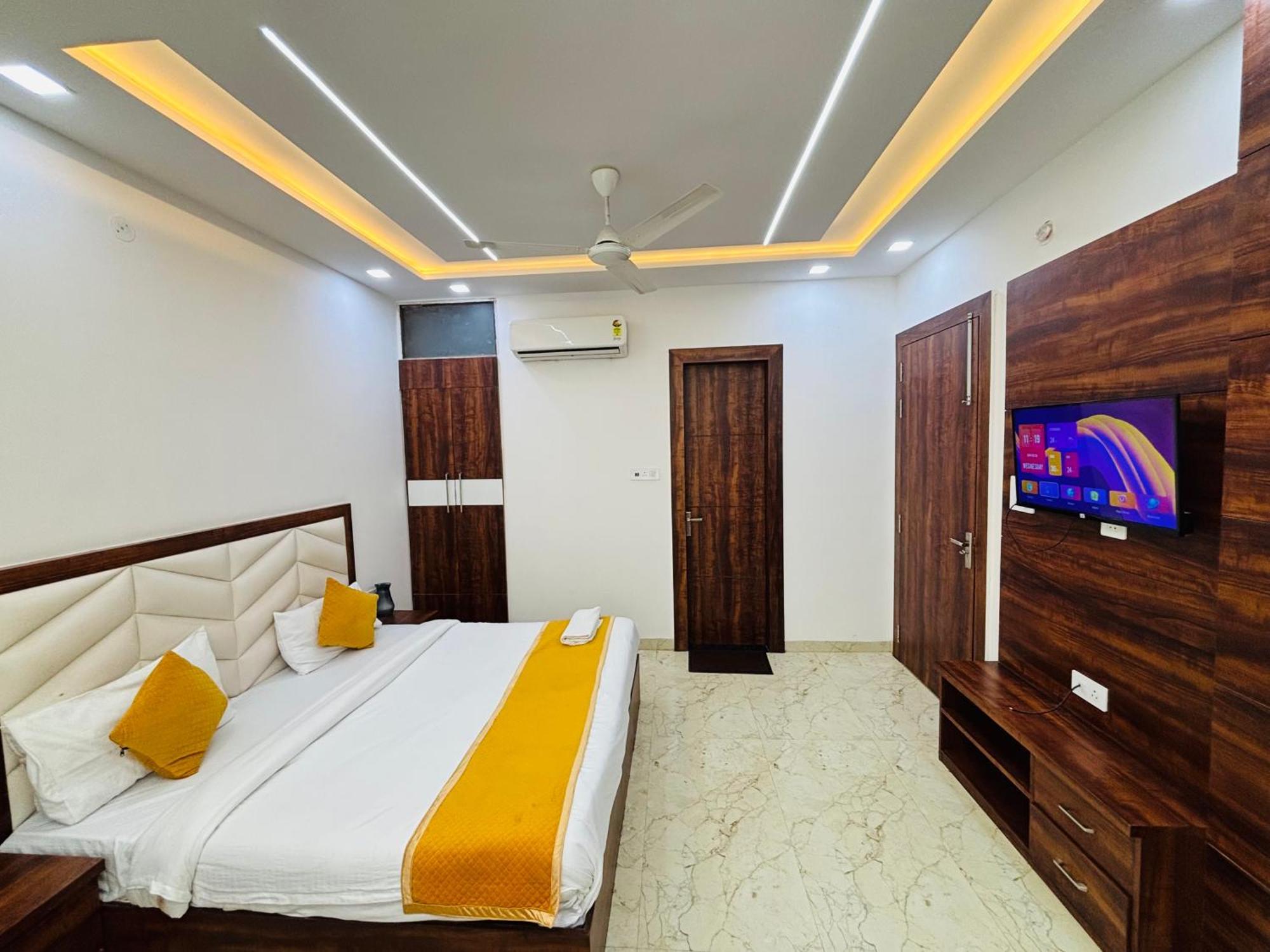Ganga Palace - Dasaprakash Restuarant Agra (Uttar Pradesh)