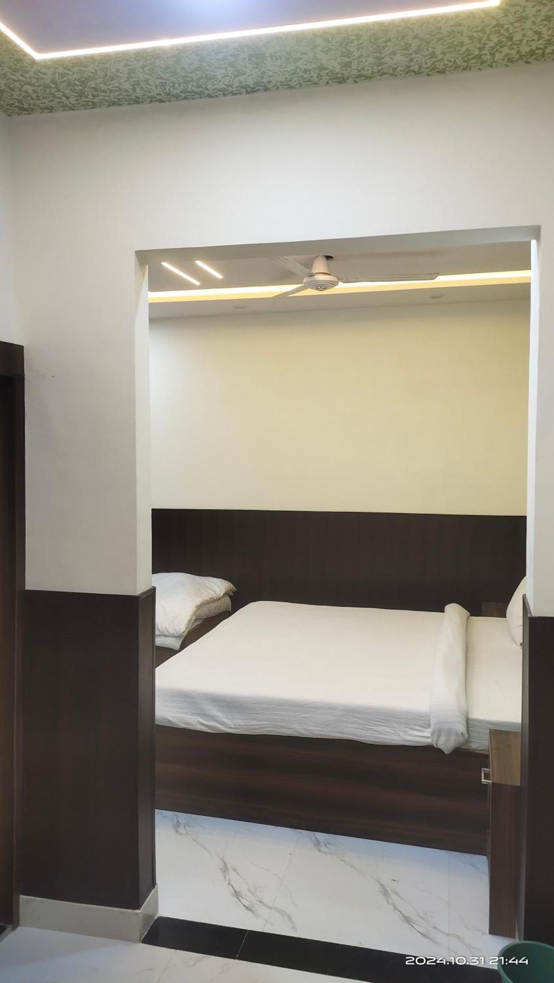 Hostel Big Brother Agra (Uttar Pradesh)