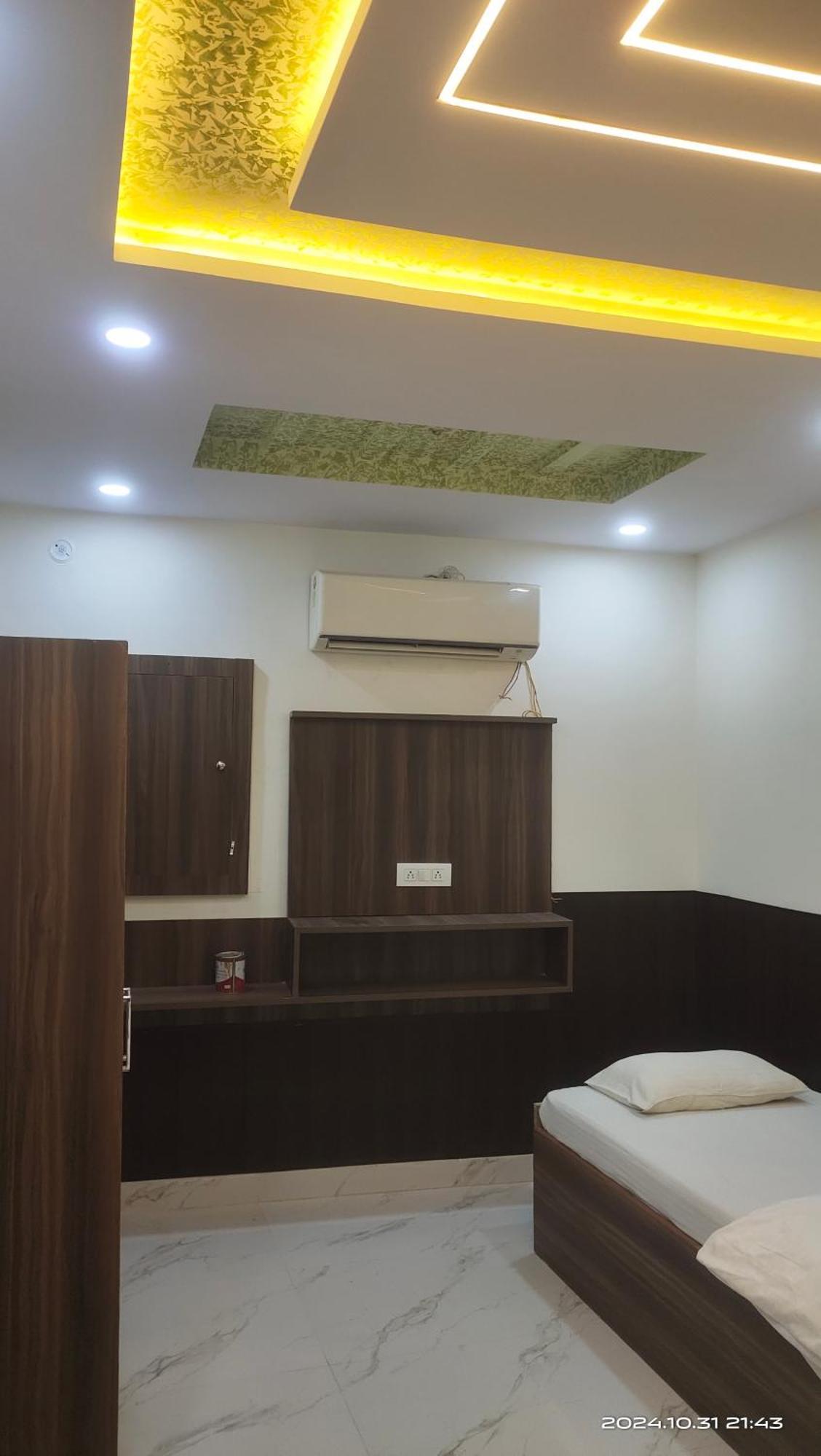 Big Brother Hostel *
