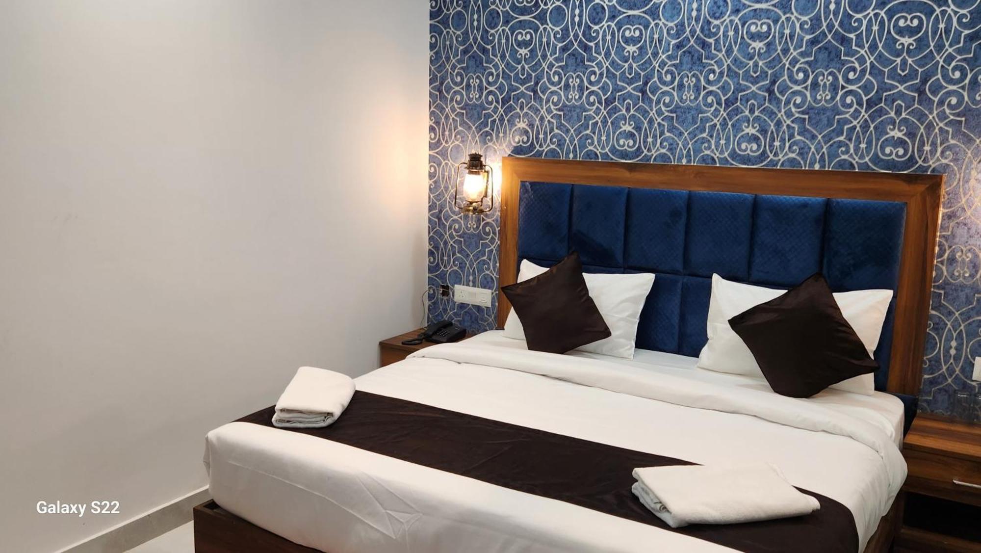 Grand View Hotel 4*