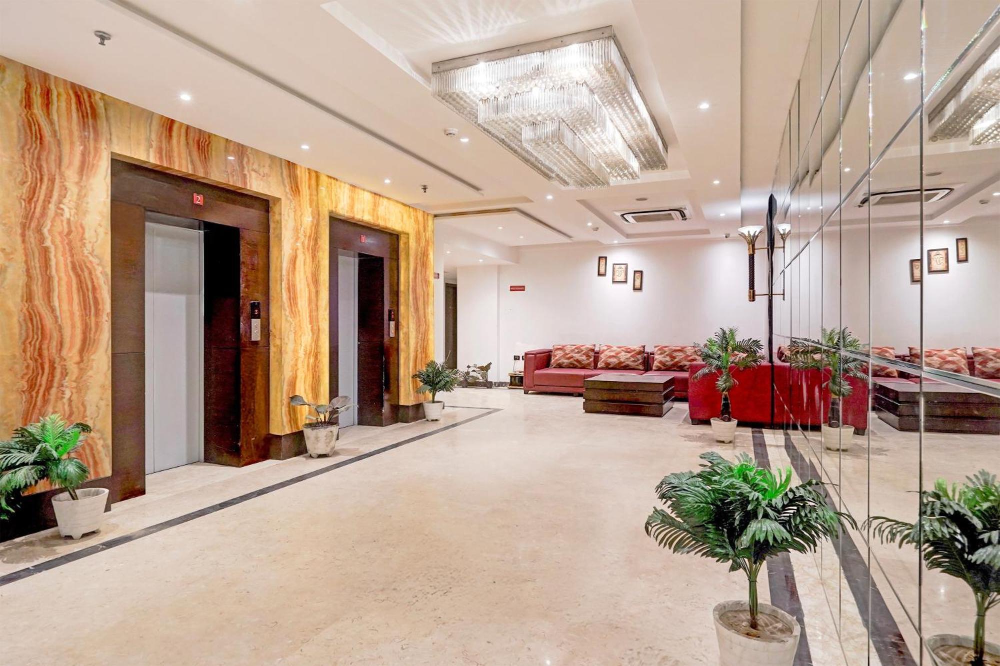 Townhouse Oak Agra Near Sultanganj Puliya Formerly Bb Grand Hotel *