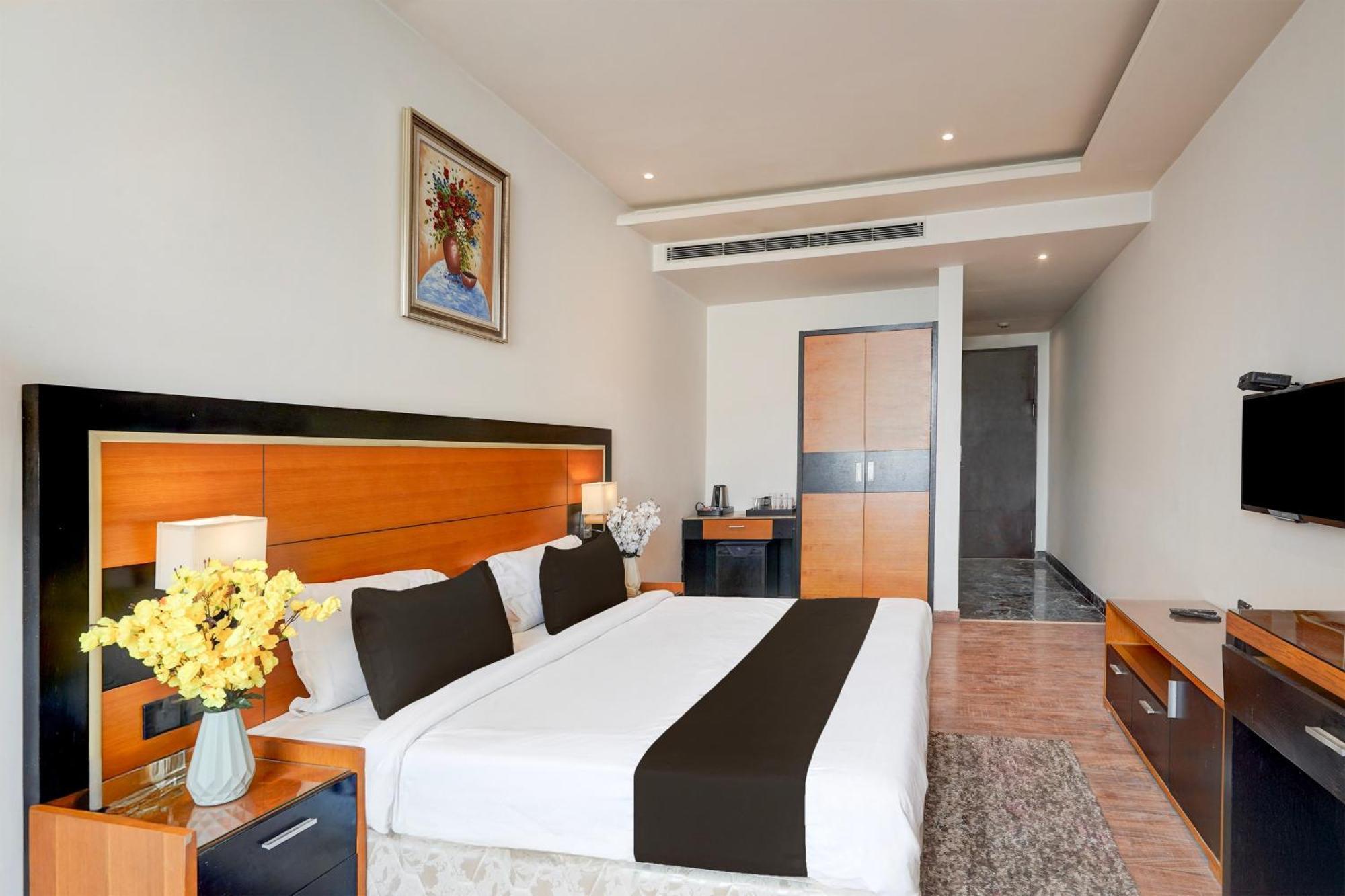 Hotel Townhouse Oak Agra Near Sultanganj Puliya Formerly Bb Grand *