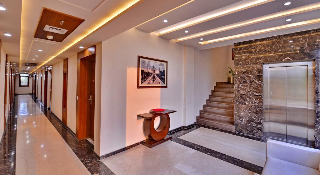 Hotel Seven Hills Tower 3*