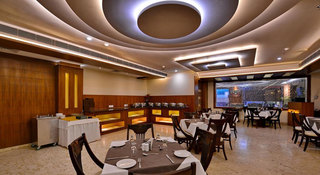 Hotel Seven Hills Tower