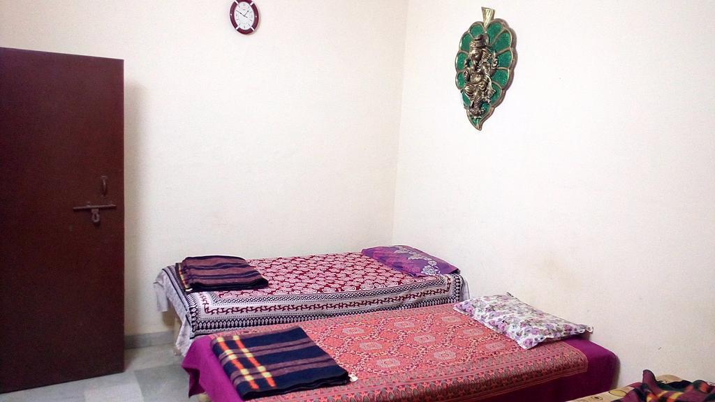 Indu Dormitory And * Agra (Uttar Pradesh)