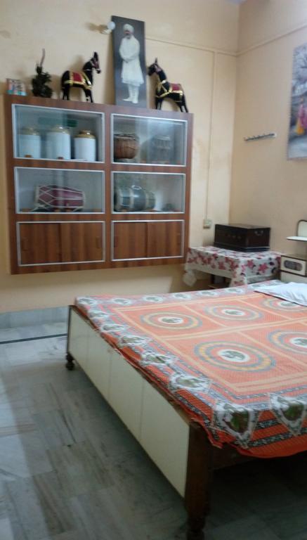 Sunita Homestay *