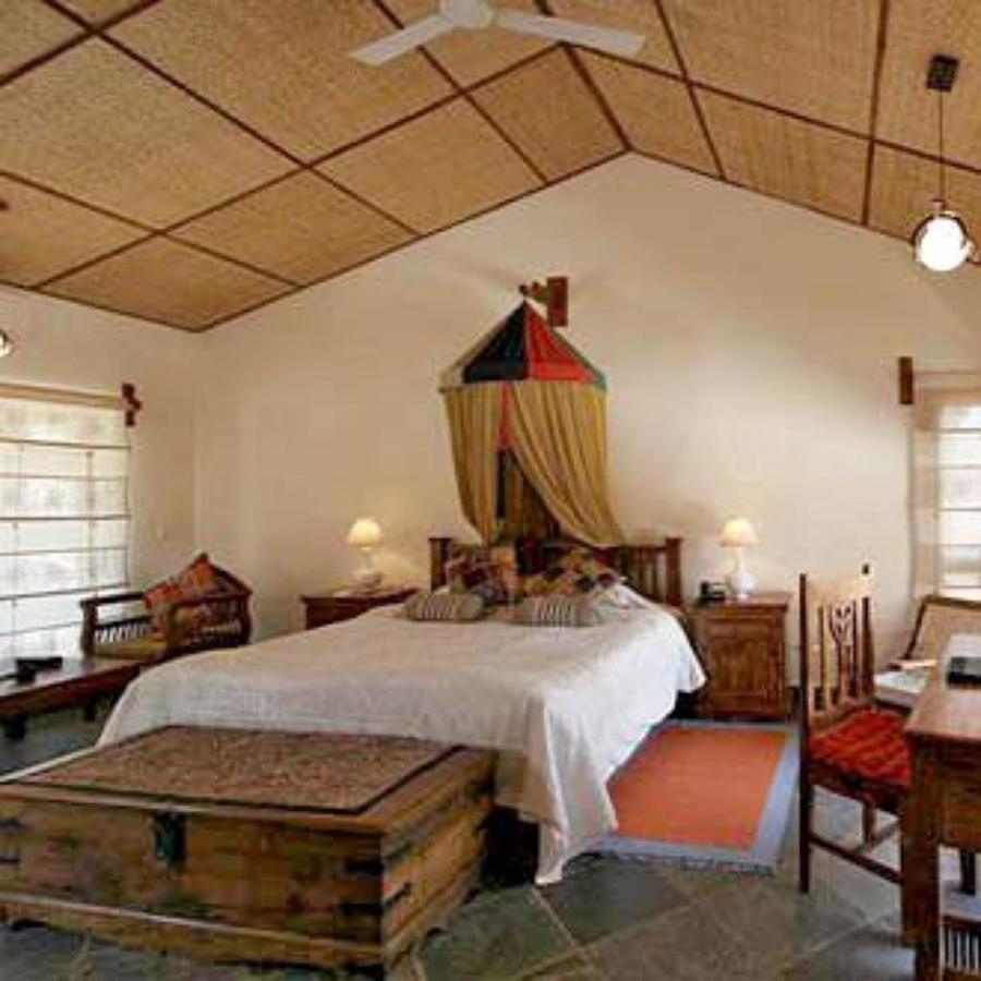 Utkarsh Hotel
