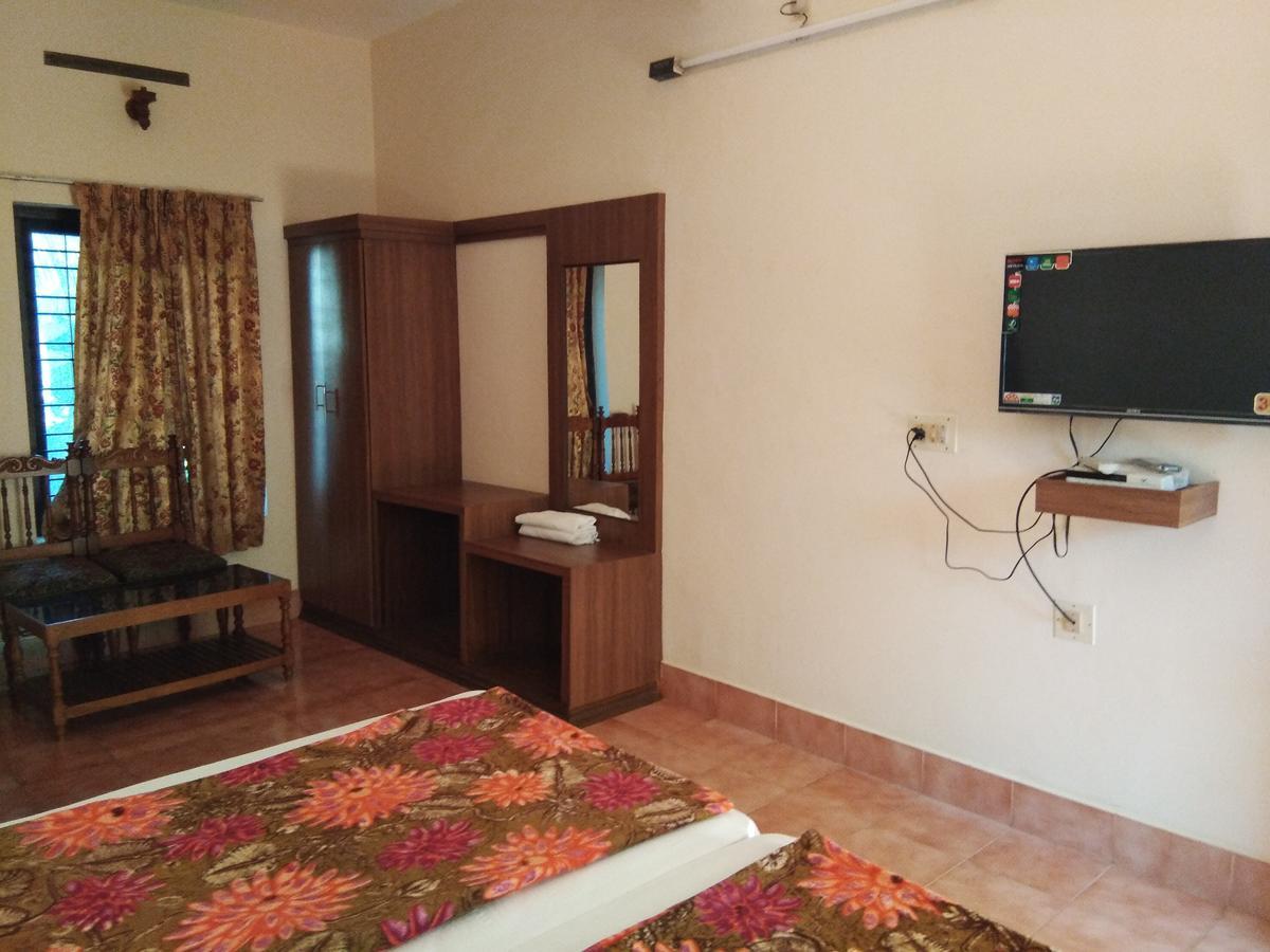 Hotel Highrange Residency *