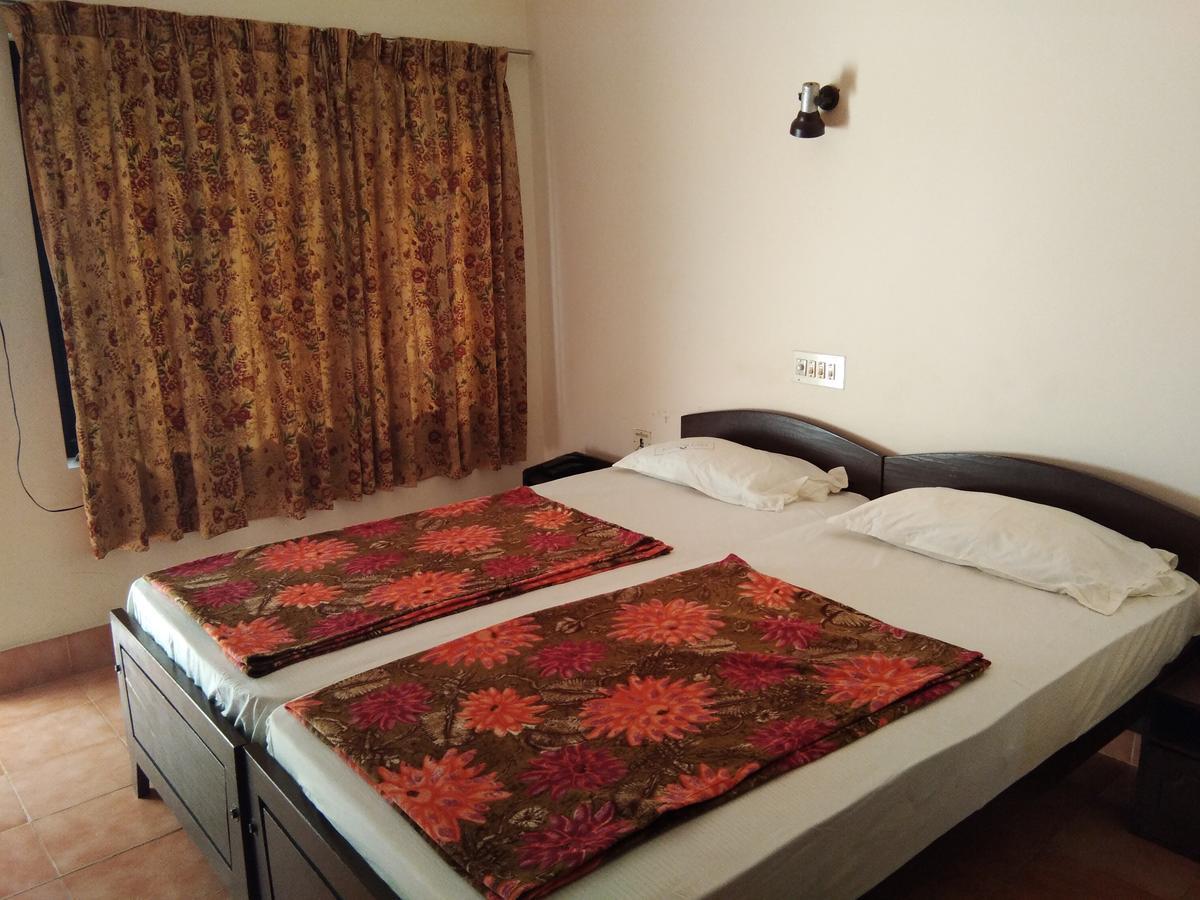 Hotel Highrange Residency *