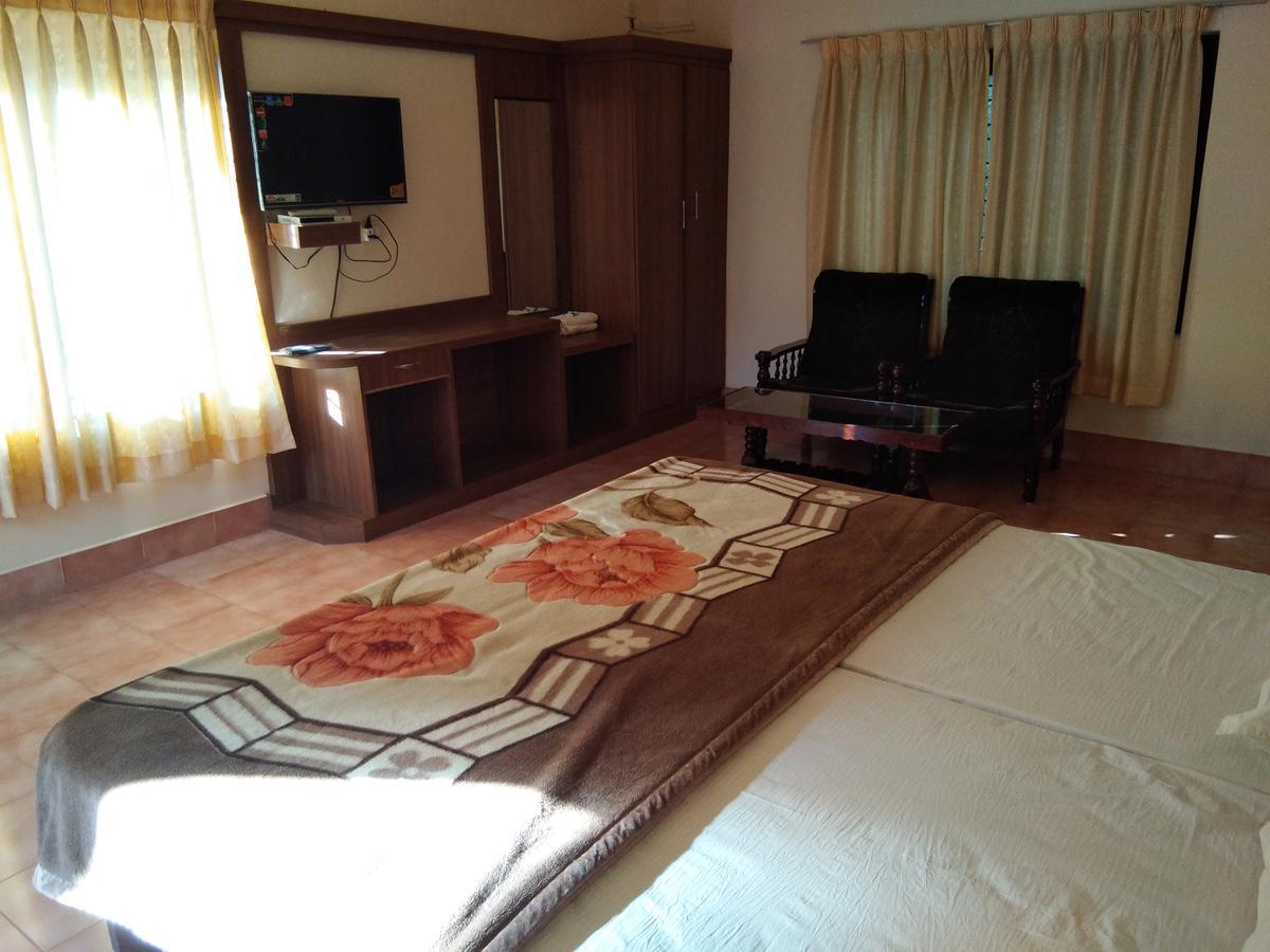 Hotel Highrange Residency