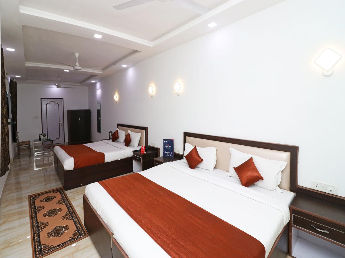 Oyo 11526 Apollo 3* Agra (Uttar Pradesh)