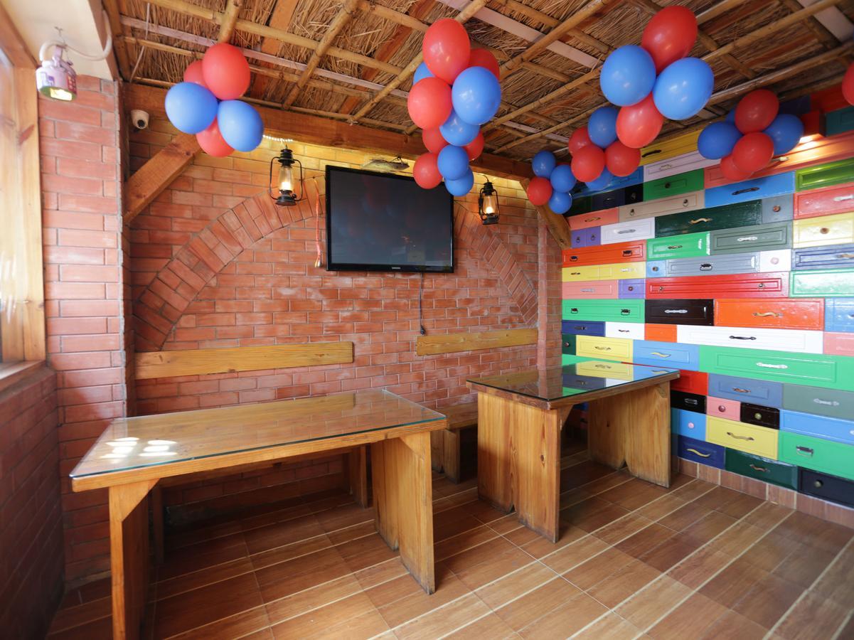 Oyo 12221 M House Hotel Agra (Uttar Pradesh)