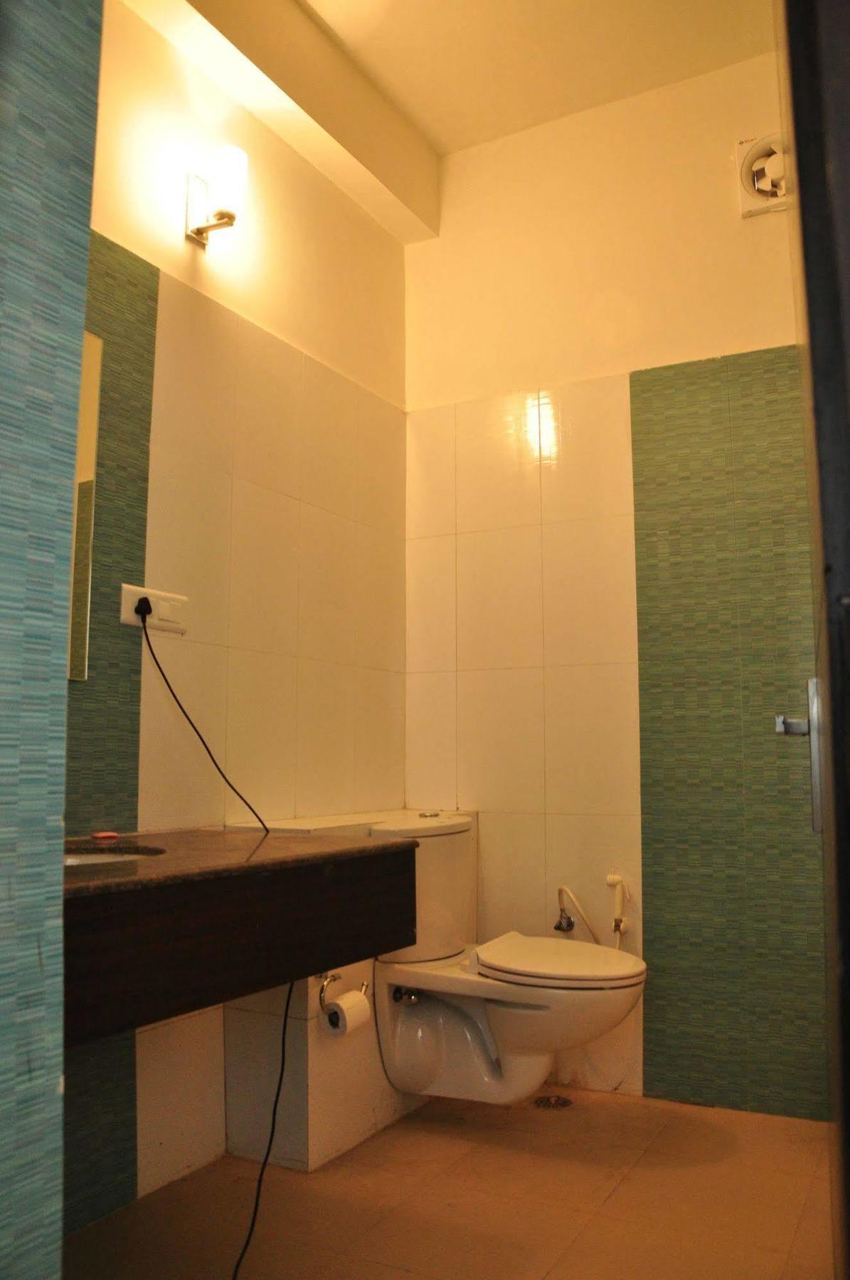 Hotel Madhu