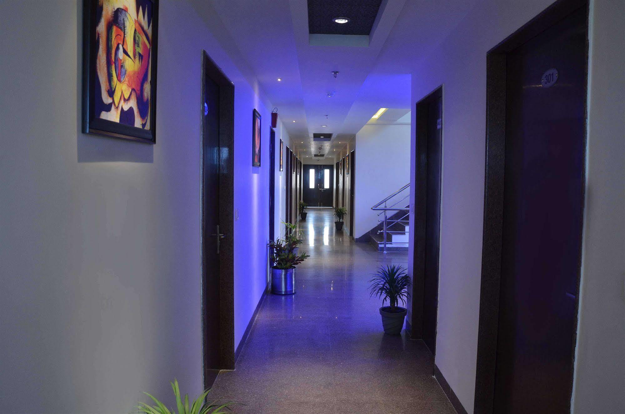 Karan Hotel Agra (Uttar Pradesh)