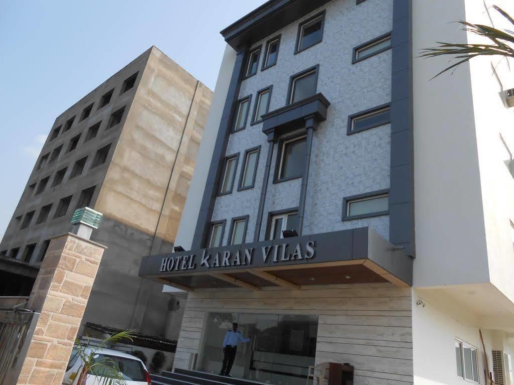 Karan Hotel