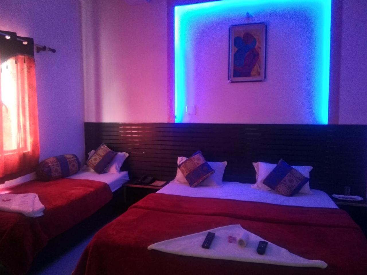 Grace Hotel *