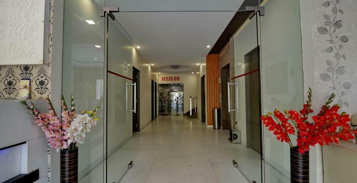 Hotel Karan
