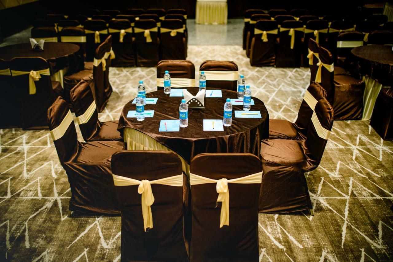 Hotel Square, India