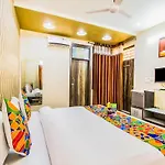 Fabhotel Plus Maniram Palace