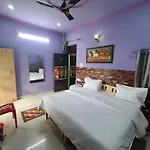 Anukampa Paying Guest House