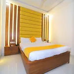 Hotel Smr Palace Agra - Near Taj Mahal