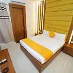 Hotel Smr Palace Agra - Near Taj Mahal