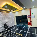 Hotel Smr Palace Agra - Near Taj Mahal