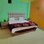 Apna Guest House Home Stay