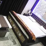 Hotel Vanshika Palace