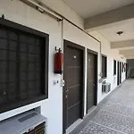Oyo 36479Hotel Shyam Palace