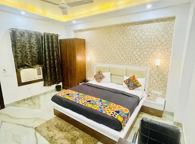 Taj Empire Family Hotel Near Taj Mahal