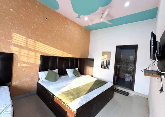 Grand New My Hotel Agra With Air Conditioner