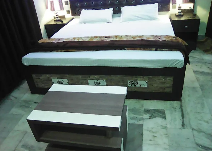 Hotel Vanshika Palace