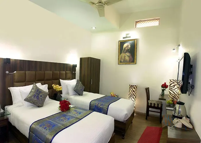 Hotel Dolphinn Agra